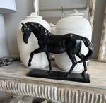 Bailey Sculpture - Image 2